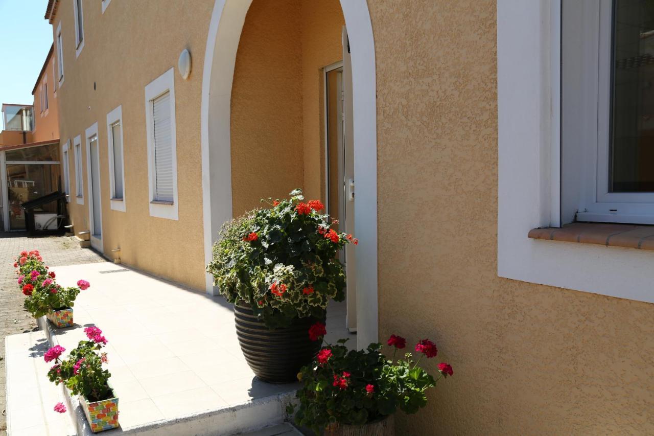 Hotel Myriam Vias Plage Exteriör bild